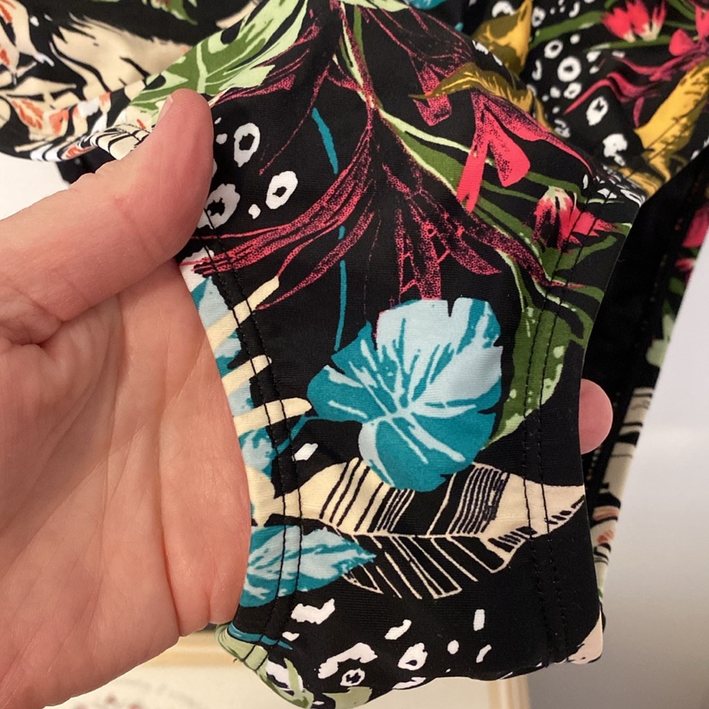 Ocean Pacific Ladies XL One Piece Tropical Swimwear -previously worn a few times - Picture 10 of 11